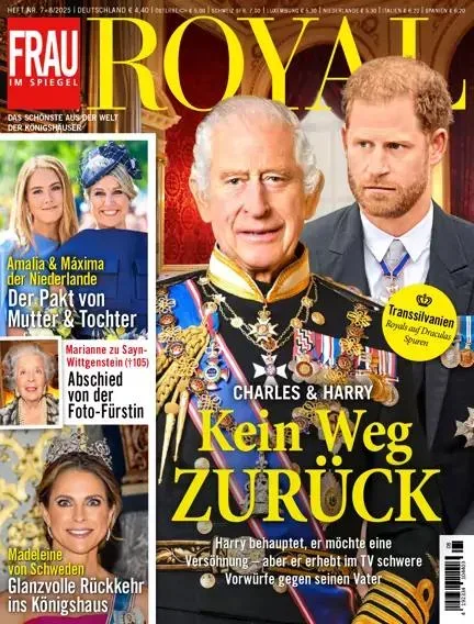 Frau im Spiegel Royal (Tyska)