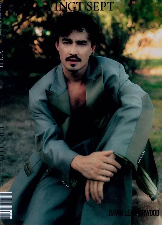Vingt Sept Magazine